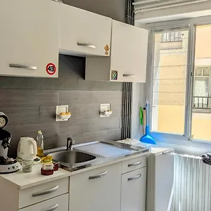 appartement-renove-equipe-en-centre-ville.hotels-rhonealpes.com/